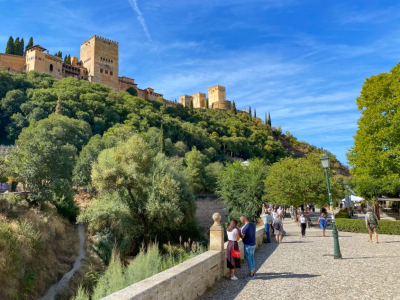 Paseo de los tristes Granada